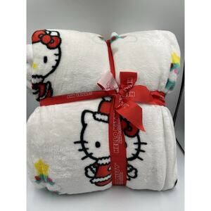 NEW Hello Kitty Christmas Plush Full/Queen Blanket 90x90 - Fast Shipping!